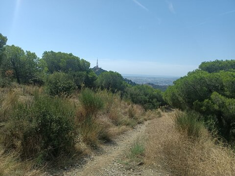 Vista de la antena de Sant Pere Màrtir, Barcelona